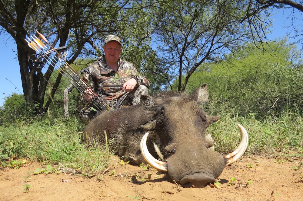 Pitlhwa Safaris - Professional Hunters